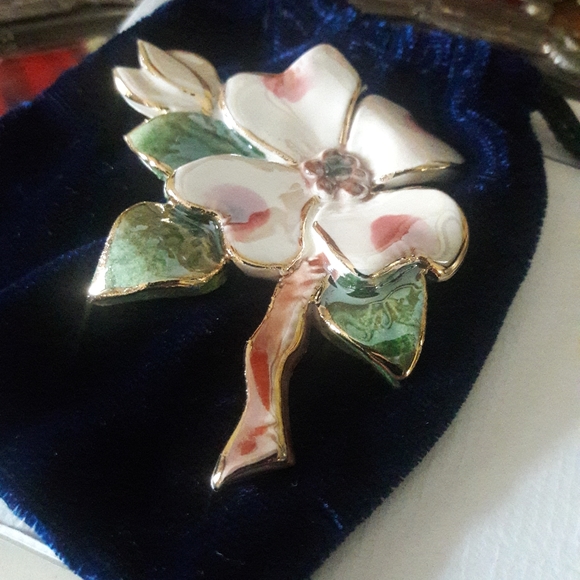 STUNNING, UNWORN "EXCLAYMATIONS, 22 K TRIM BROOCH! - Picture 11 of 13